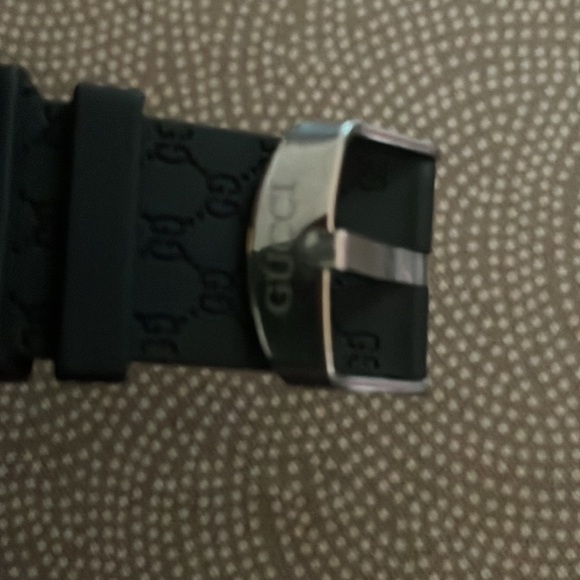 Gucci Watch - Picture 4 of 4